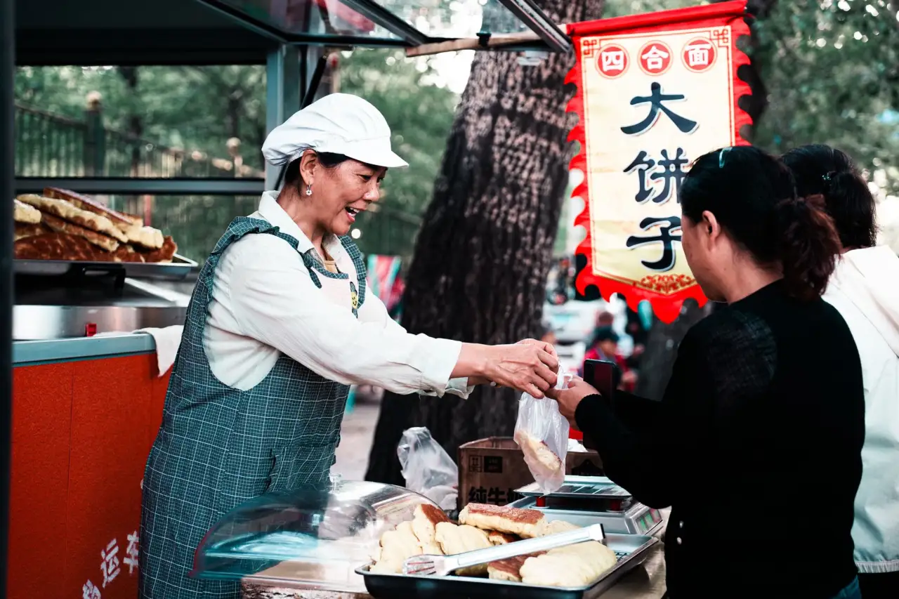 2025年螺蛳粉行业食品安全新规解读与应对方案正文配图 1